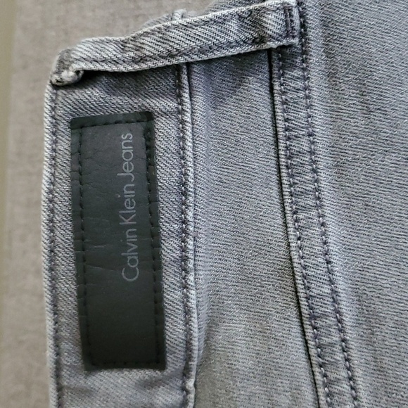 Calvin Klein shorts women’s size 12 grey city short size 12 - Picture 5 of 9